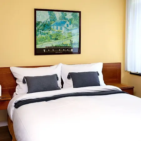 Bed & Breakfast Hotel Regina - Bed & Breakfast Koeln 3*