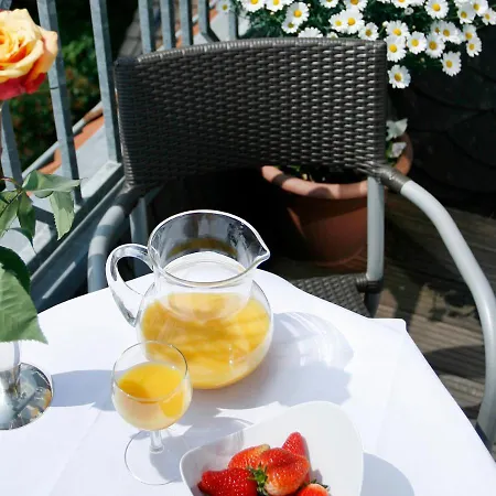 Regina Hotel 3*