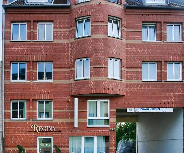 Regina Nocleg ze śniadaniem 3*